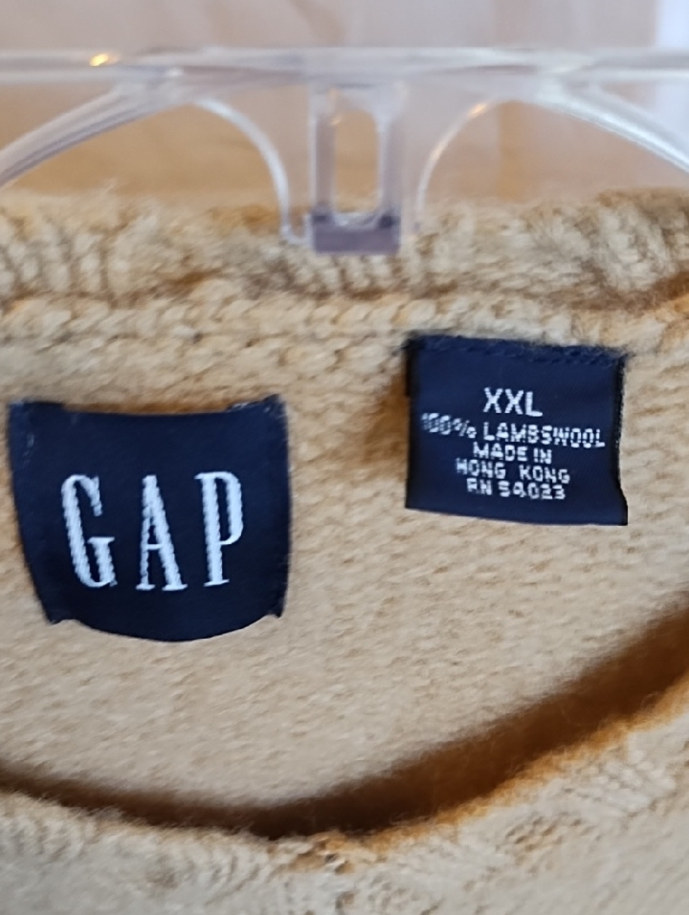 GAP Camel V-Neck Pullover Sweater - Picture 4 of 4